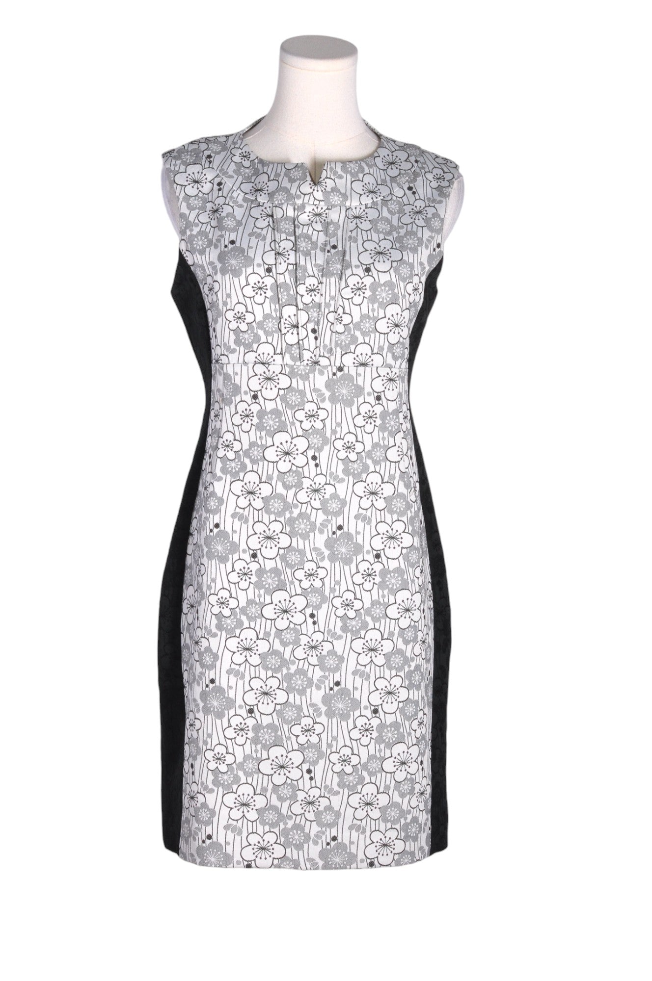 SWEET CHEMISE Women Sheath Dresses Regular fit in White - Size M | 13.25 $ KOOP