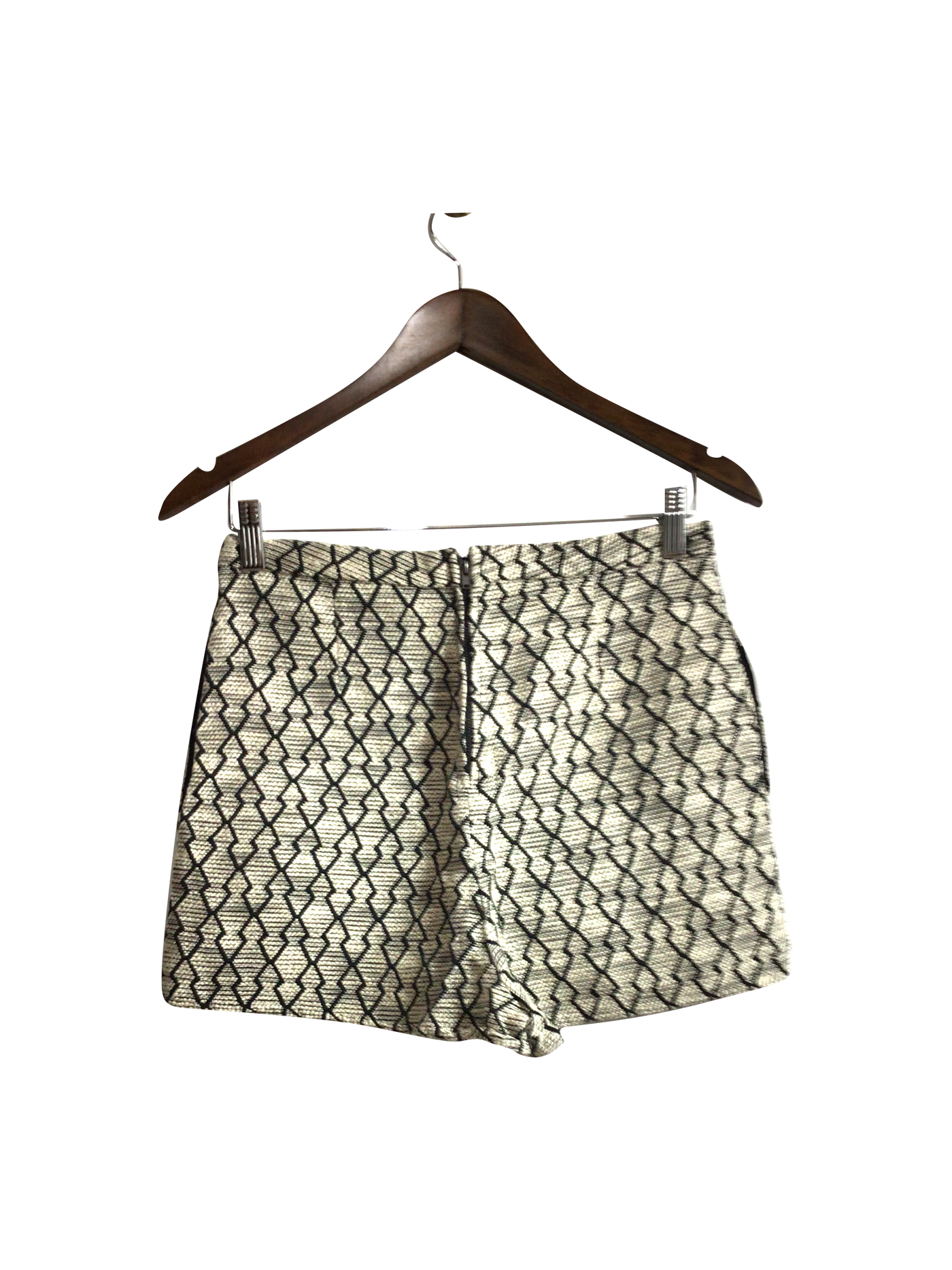 LUCCA COUTURE Women Classic Shorts Regular fit in White - Size 8 | 13.2 $ KOOP