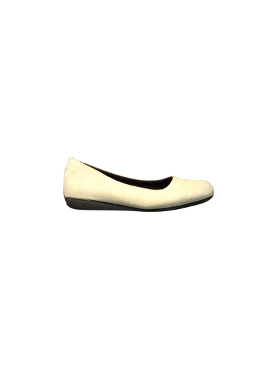 BAUBAX Women Flat Shoes Regular fit in Beige - Size 7 | 15 $ KOOP