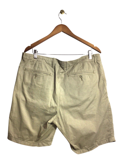 UNIQLO Men Classic Shorts Regular fit in Beige - Size L | 12.99 $ KOOP