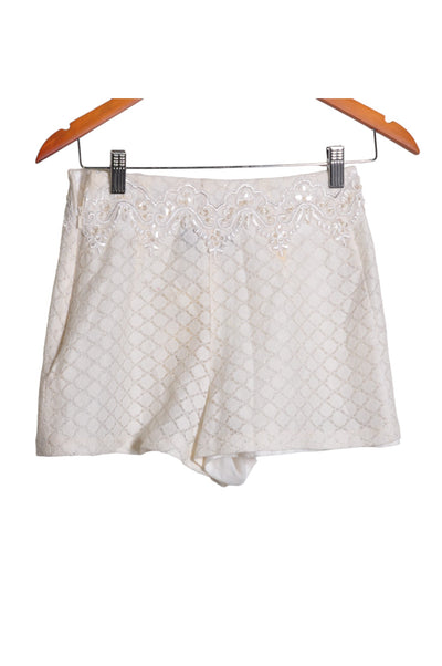 MISS SELFRIDGE Women Classic Shorts Regular fit in White - Size 8 | 35 $ KOOP