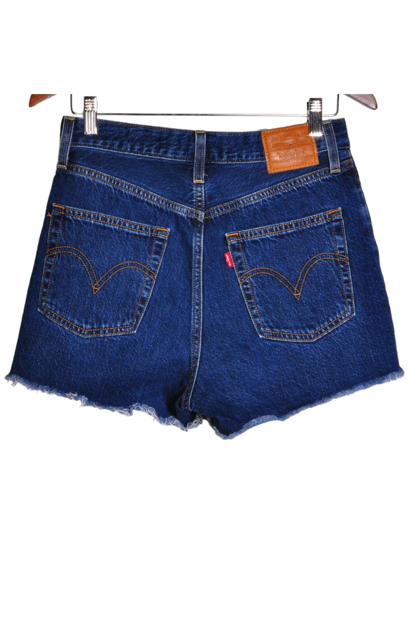 LEVI'S Women Denim Shorts Regular fit in Blue - Size 28 | 24 $ KOOP
