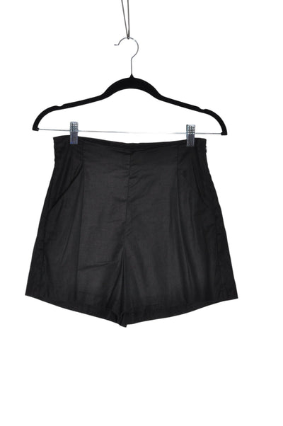 BABATON Women Classic Shorts Regular fit in Black - Size 4 | 29.99 $ KOOP