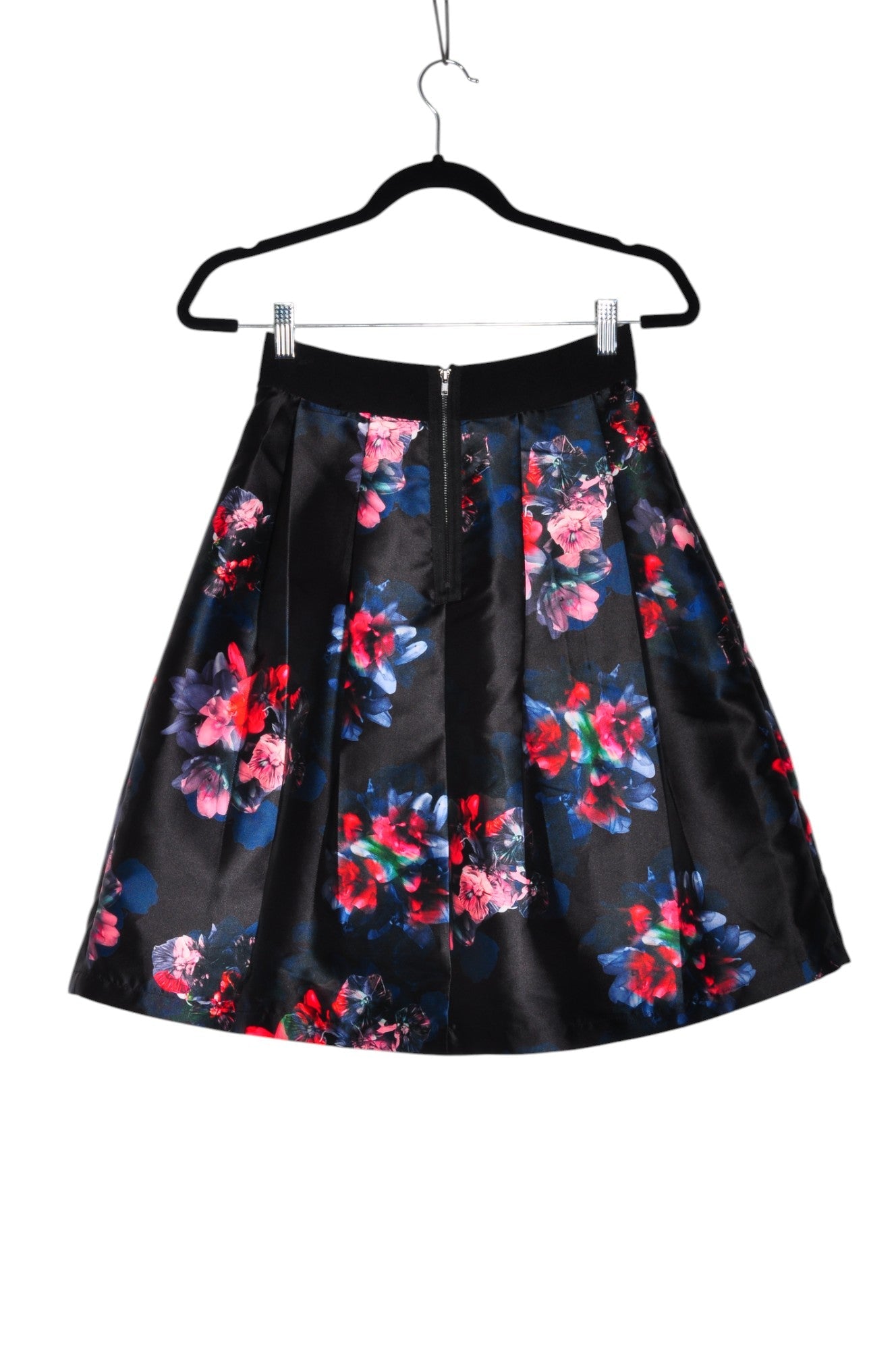 ICÔNE Women A-Line Skirts Regular fit in Black - Size S | 20.2 $ KOOP