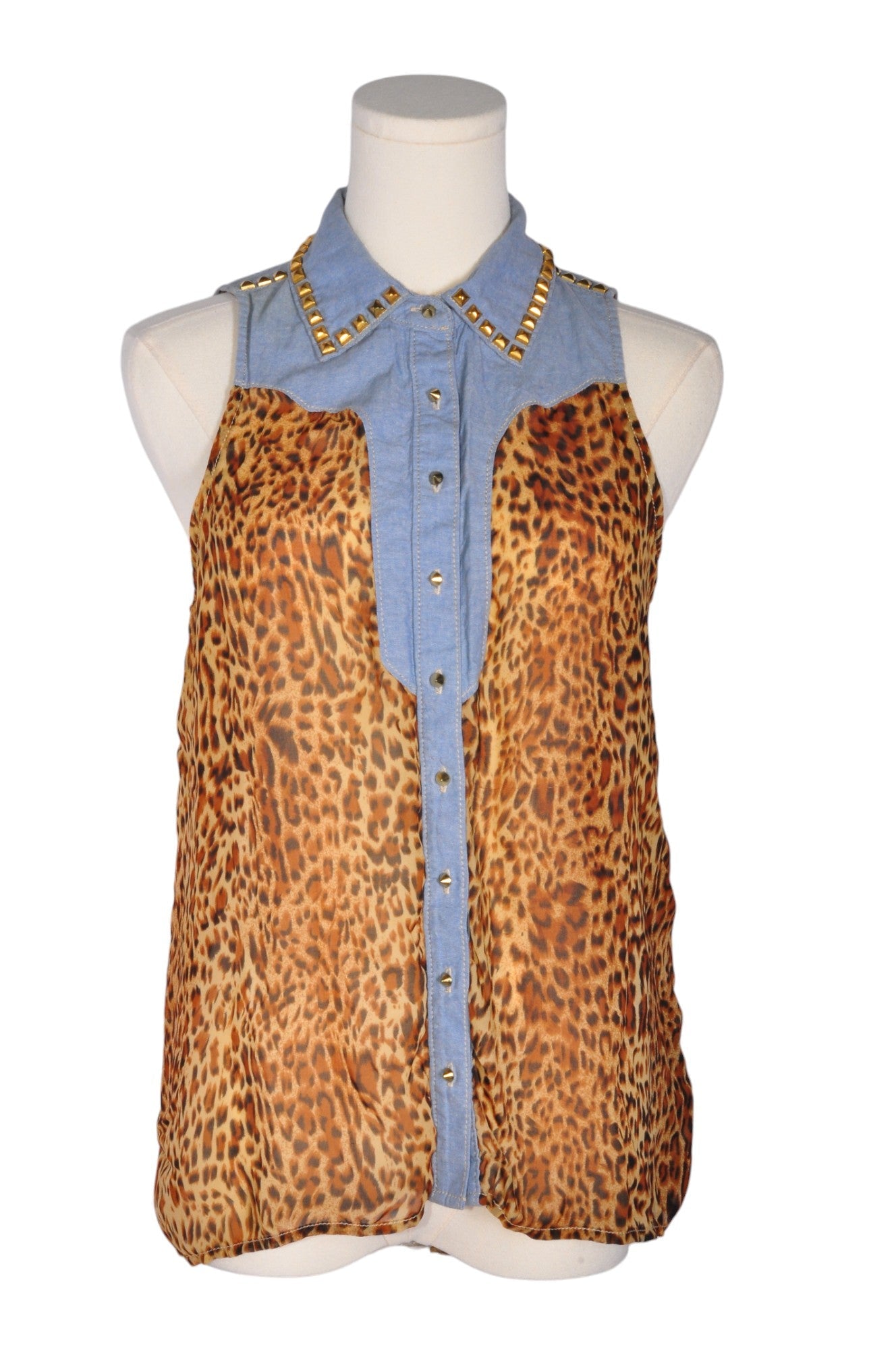 GUESS Women Button Down Tops Regular fit in Brown - Size S | 29.99 $ KOOP