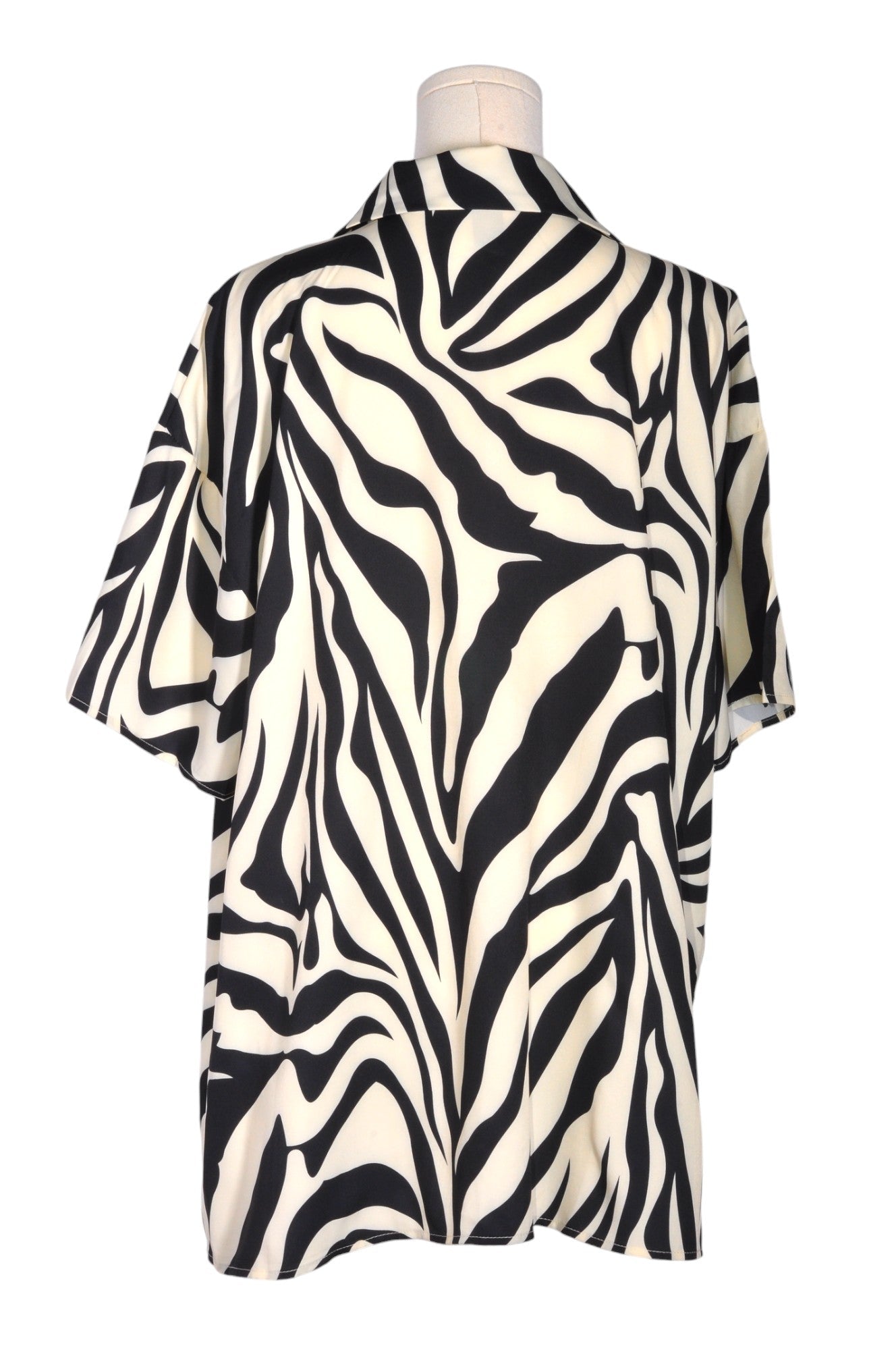 SHEIN Women Button Down Tops Regular fit in White - Size XL | 9.99 $ KOOP