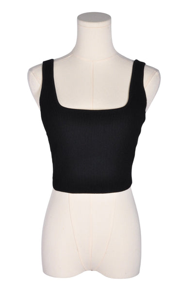 BABATON Women Crop Tops Regular fit in Black - Size M | 29.99 $ KOOP