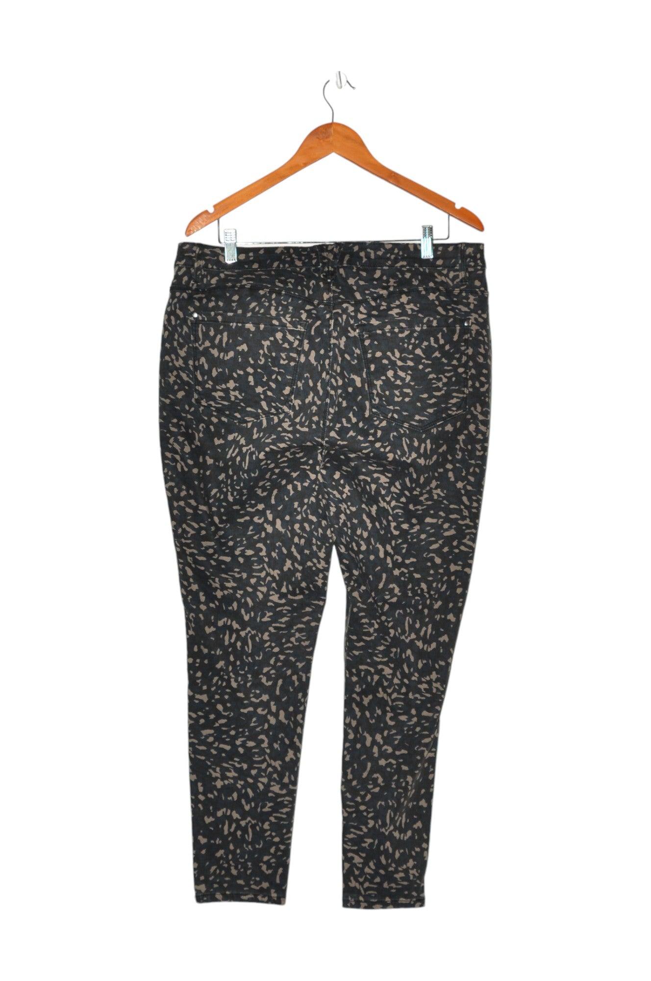 CURVE APPEAL Women Straight-Legged Jeans Regular fit in Black - Size 16 | 29.99 $ KOOP