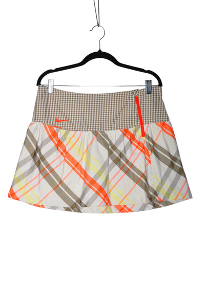 NIKE Women Casual Skirts Regular fit in Gray - Size 8 | 19.99 $ KOOP
