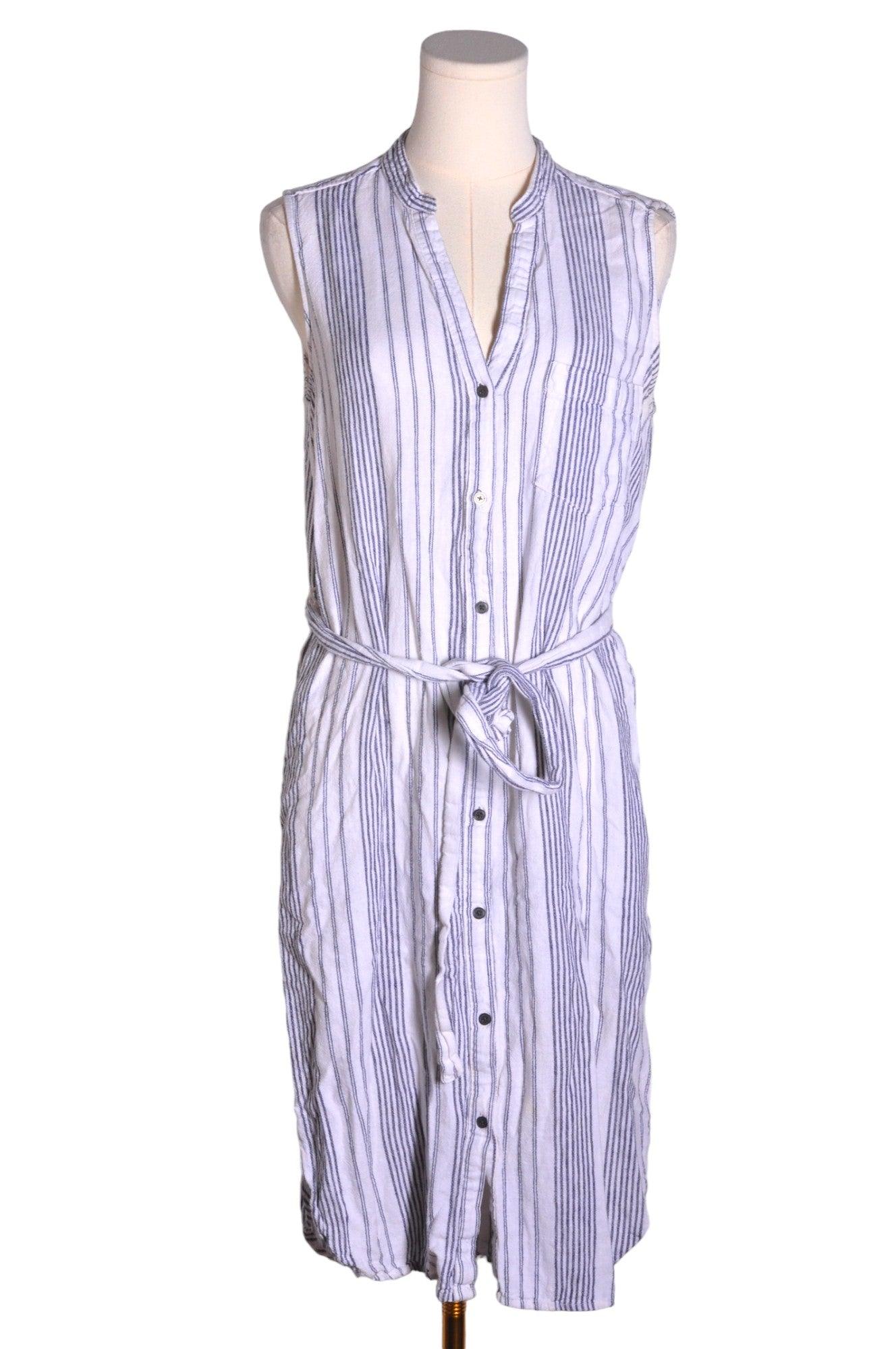 GAP Women Wrap Dresses Regular fit in White - Size M | 29.99 $ KOOP