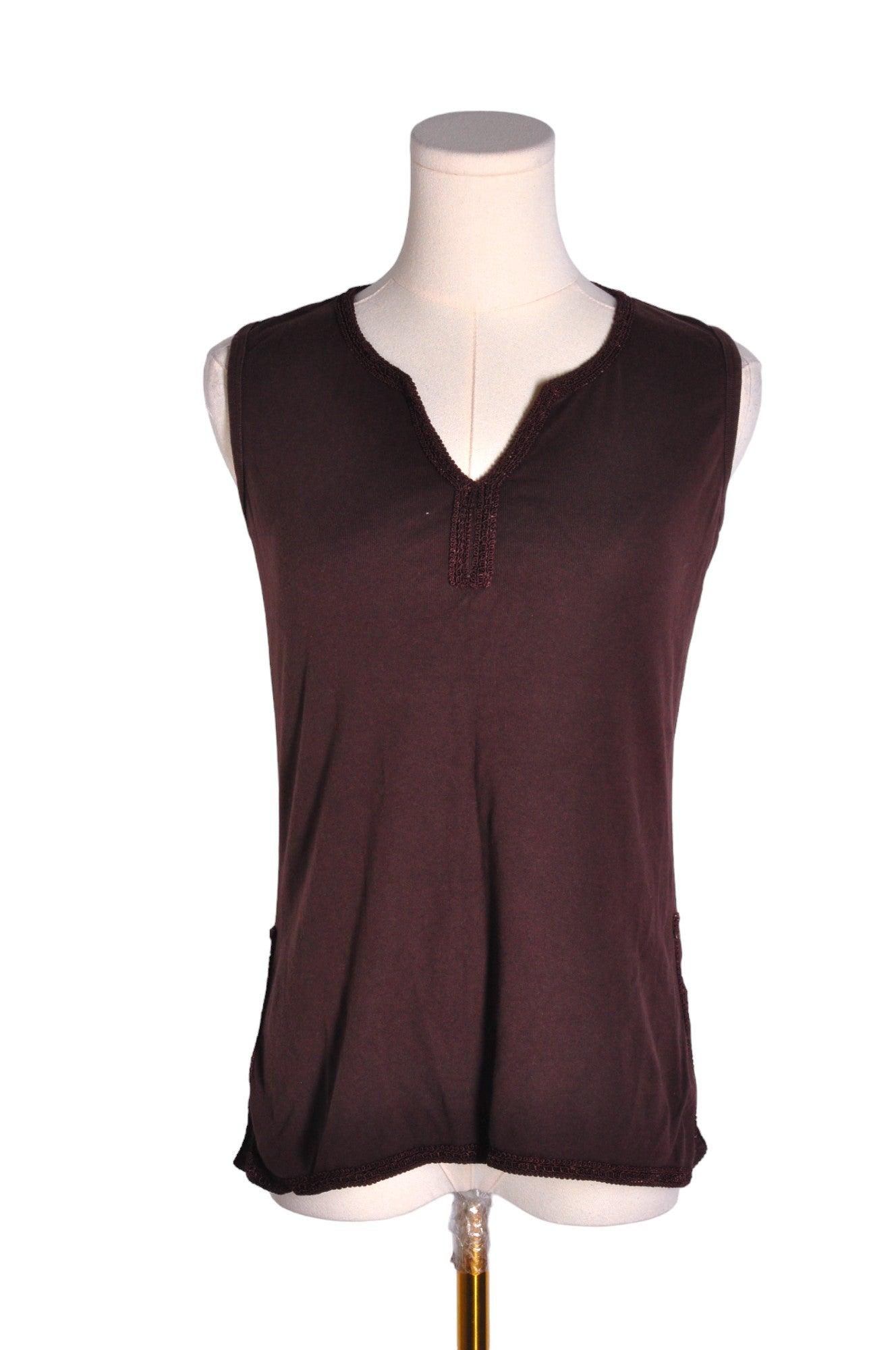 NORTHERN REFLECTIONS Women T-Shirts Regular fit in Brown - Size S | 23.99 $ KOOP