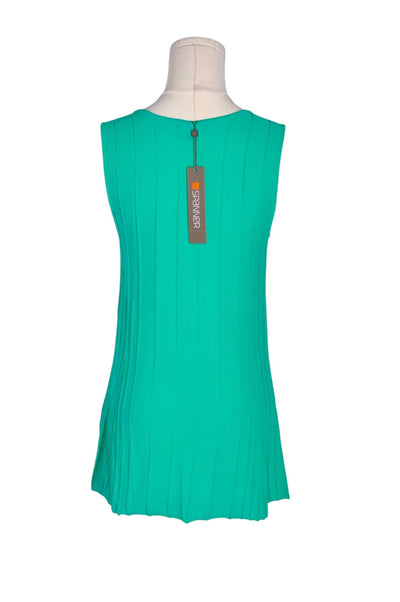 SPANNER Women Tank Tops Regular fit in Green - Size XS | 19.99 $ KOOP