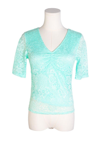 NO BOUNDARIES Women Blouses Regular fit in Green - Size XS | 9.99 $ KOOP