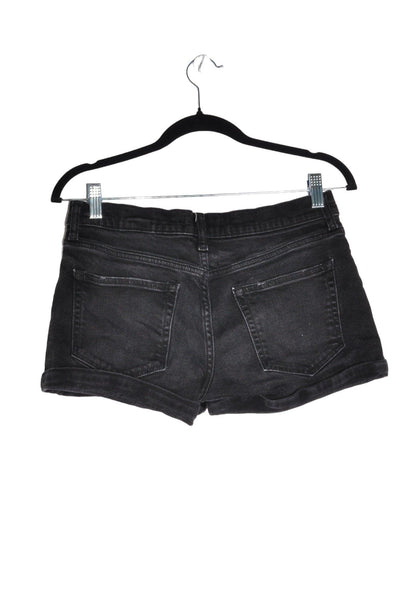 GAP Women Denim Shorts Regular fit in Black - Size 28 | 19.99 $ KOOP