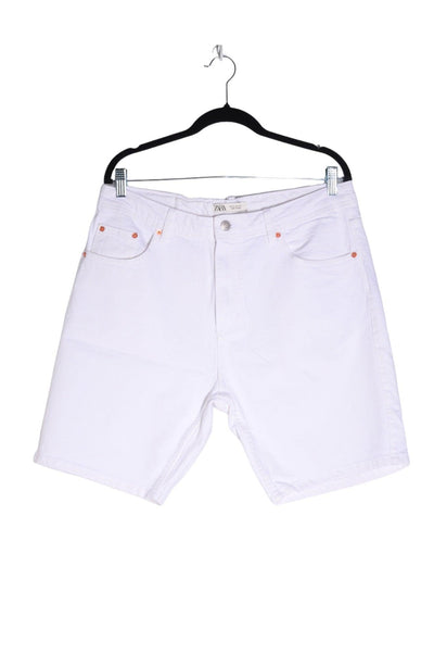 ZARA Men Denim Shorts Regular fit in White - Size 34 | 14.2 $ KOOP