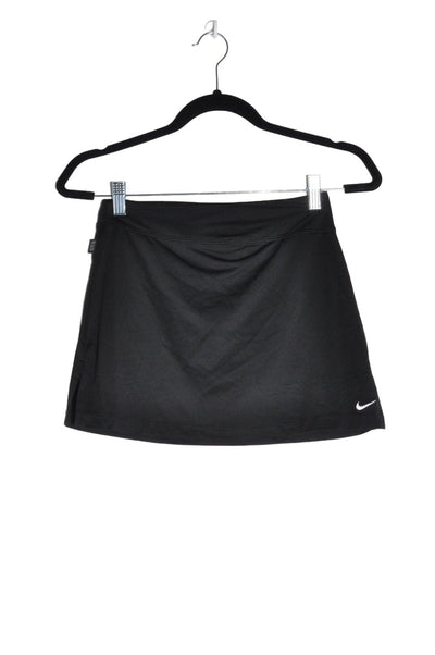 NIKE Women Activewear Shorts & Skirts Regular fit in Black - Size XS | 19.99 $ KOOP