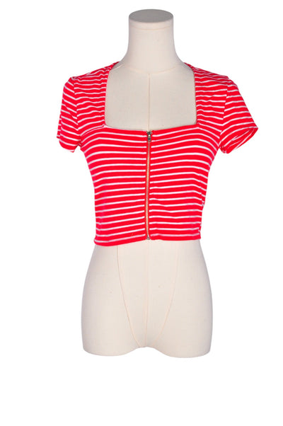 FOREVER 21 Women Crop Tops Regular fit in Red - Size M | 9.99 $ KOOP