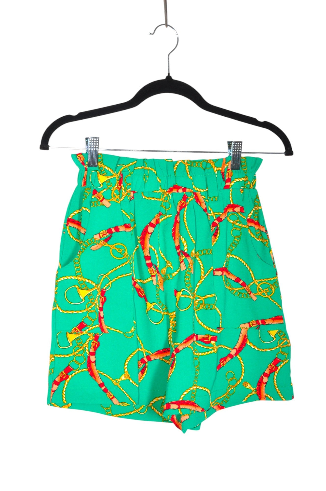 MONTEAU Women Classic Shorts Regular fit in Green - Size M | 11.19 $ KOOP