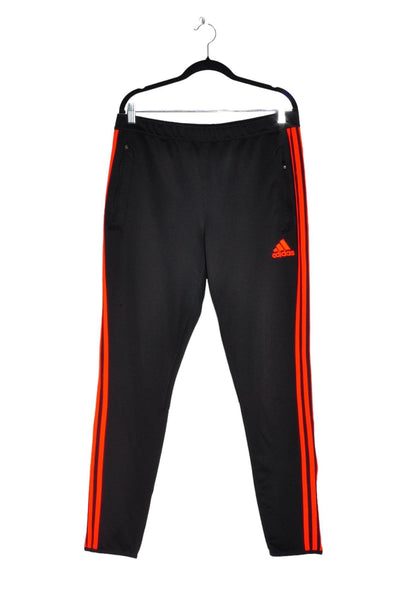 ADIDAS Men Activewear Joggings Regular fit in Black - Size L | 18 $ KOOP