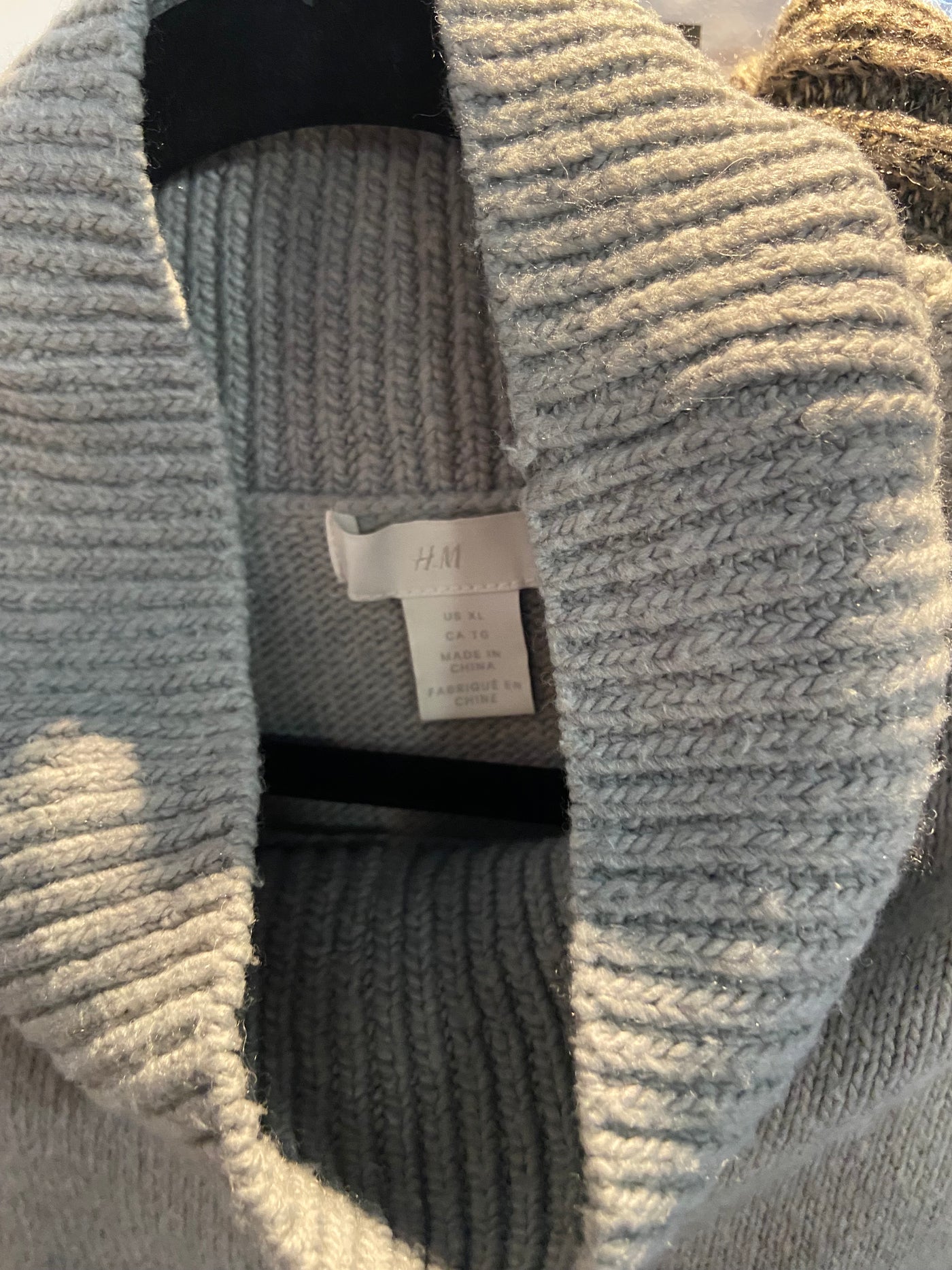 H&M Women Turtleneck Tops Regular fit in Gray - Size XL | 18.9 $ KOOP