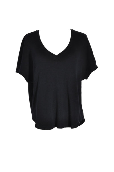 BABATON Women T-Shirts Regular fit in Black - Size XS | 29.99 $ KOOP
