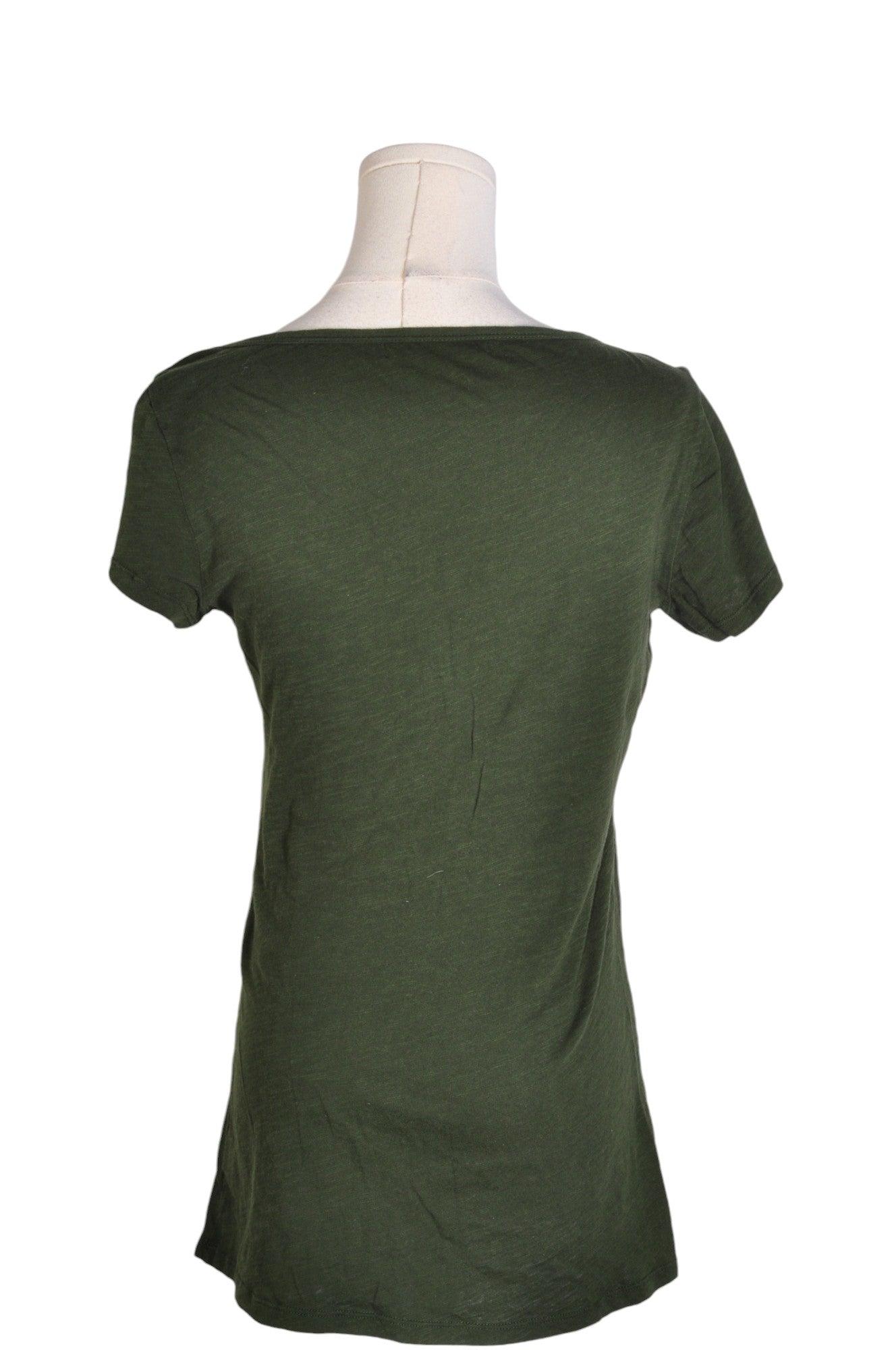 BLUENOTES Women T-Shirts Regular fit in Green - Size L | 9.99 $ KOOP