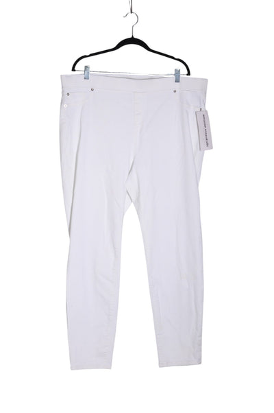 AMAZON ESSENTIALS Women Work Pants Regular fit in White - Size 20 | 17.99 $ KOOP