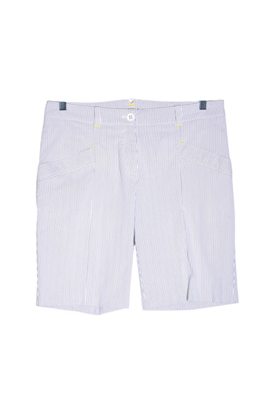 NIKE Women Classic Shorts Regular fit in White - Size 10 | 21.25 $ KOOP