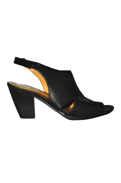 UNBRANDED Women Heels Regular fit in Black - Size 10 | 18 $ KOOP