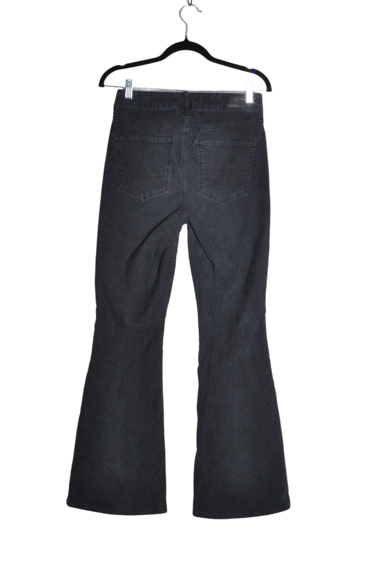 AMERICAN EAGLE Women Straight-Legged Jeans Regular fit in Black - Size 28x30 | 24.99 $ KOOP