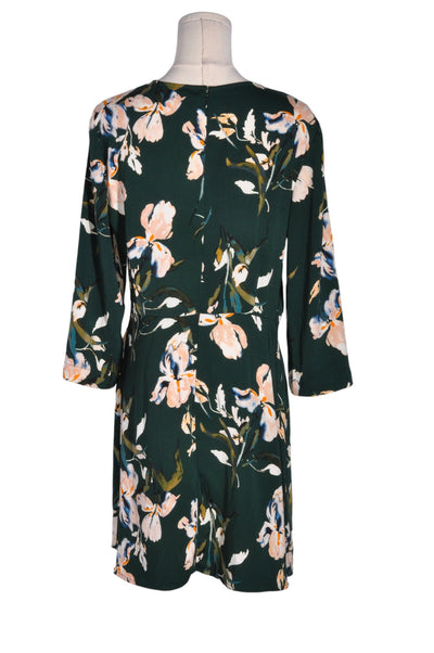 DYNAMITE Women Drop Waist Dresses Regular fit in Green - Size M | 13.25 $ KOOP