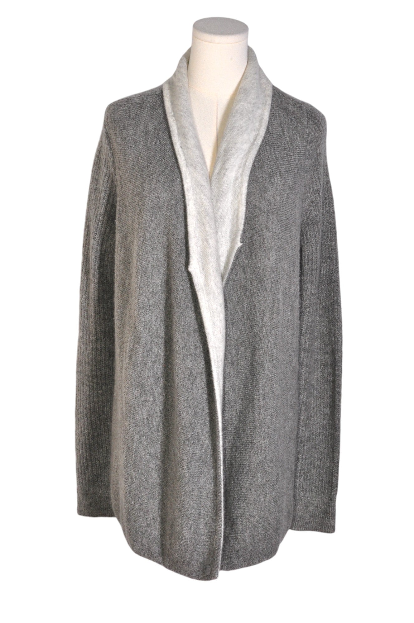 ABERCROMBIE & FITCH Women Cardigans Regular fit in Gray - Size M | 19.99 $ KOOP