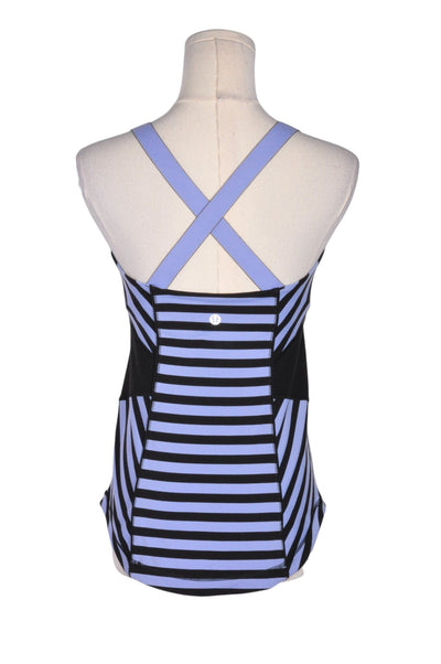 LULULEMON Women Activewear Tops Regular fit in Blue - Size 8 | 29.99 $ KOOP