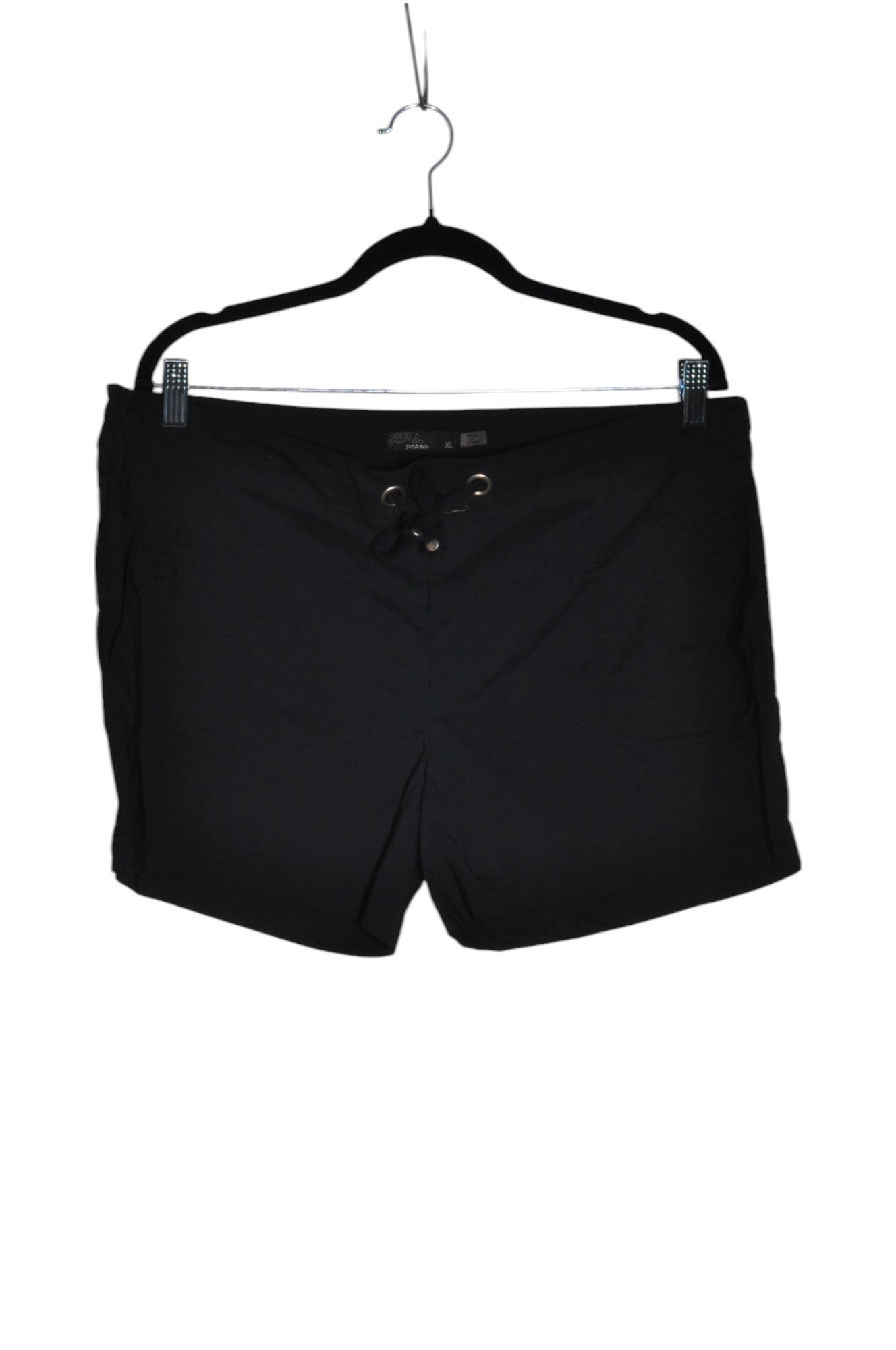 PRANA Women Classic Shorts Regular fit in Black - Size XL | 17.8 $ KOOP