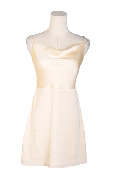 SUNDAY BEST Women Fit & Flare Dresses Regular fit in White - Size 4 | 32.29 $ KOOP