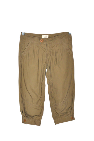 JACOB Women Capri Pants Regular fit in Green - Size 2 | 13.25 $ KOOP