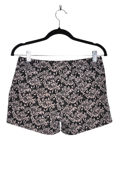 JACOB Women Classic Shorts Regular fit in Black - Size 2 | 13.25 $ KOOP