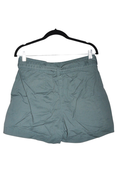 BLUMIND Women Classic Shorts Regular fit in Green - Size 28 | 11.19 $ KOOP