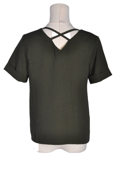 UNBRANDED Women T-Shirts Regular fit in Green - Size 1 | 9.99 $ KOOP