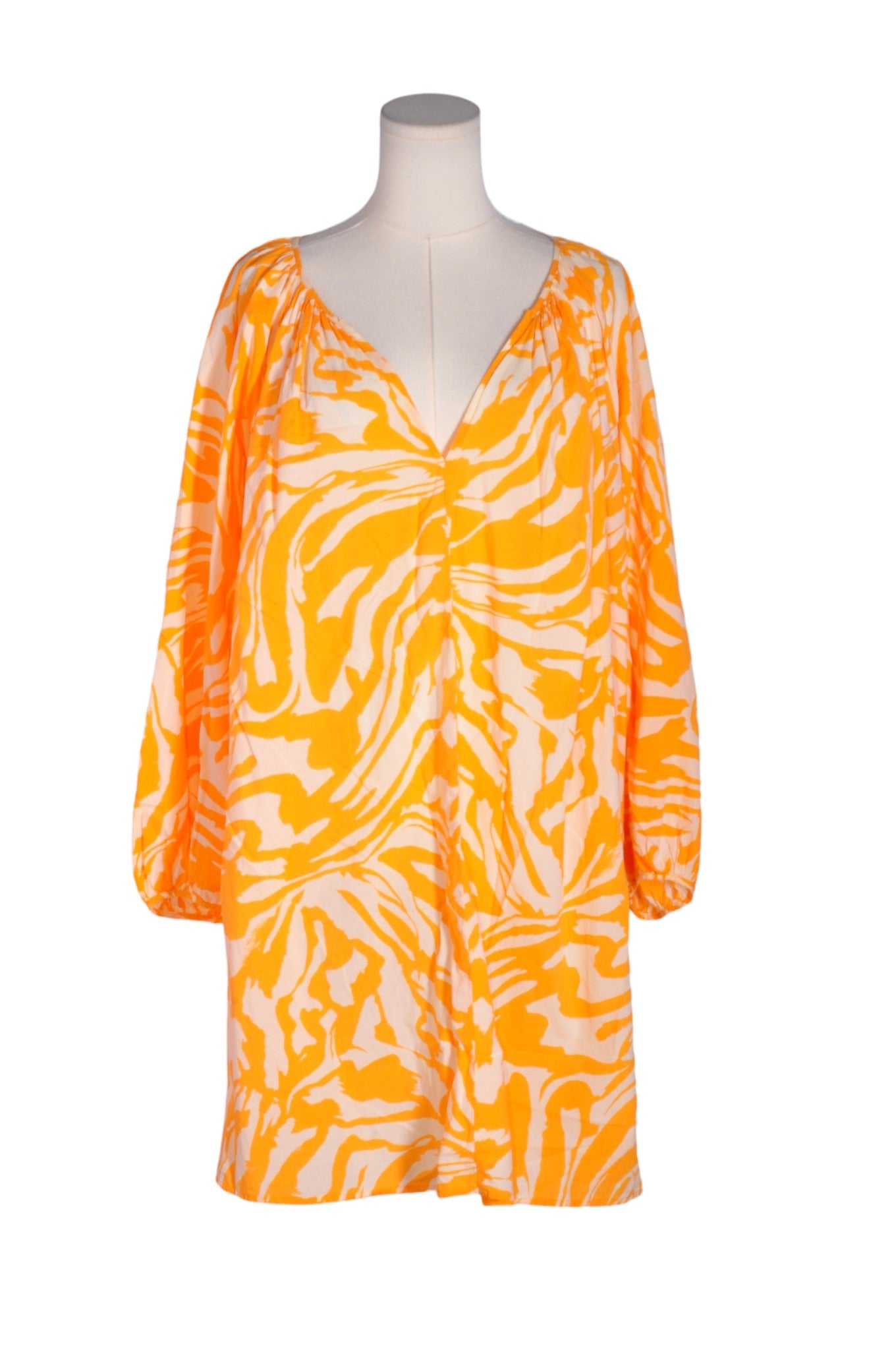 H&M Women Drop Waist Dresses Regular fit in Orange - Size L | 14.29 $ KOOP