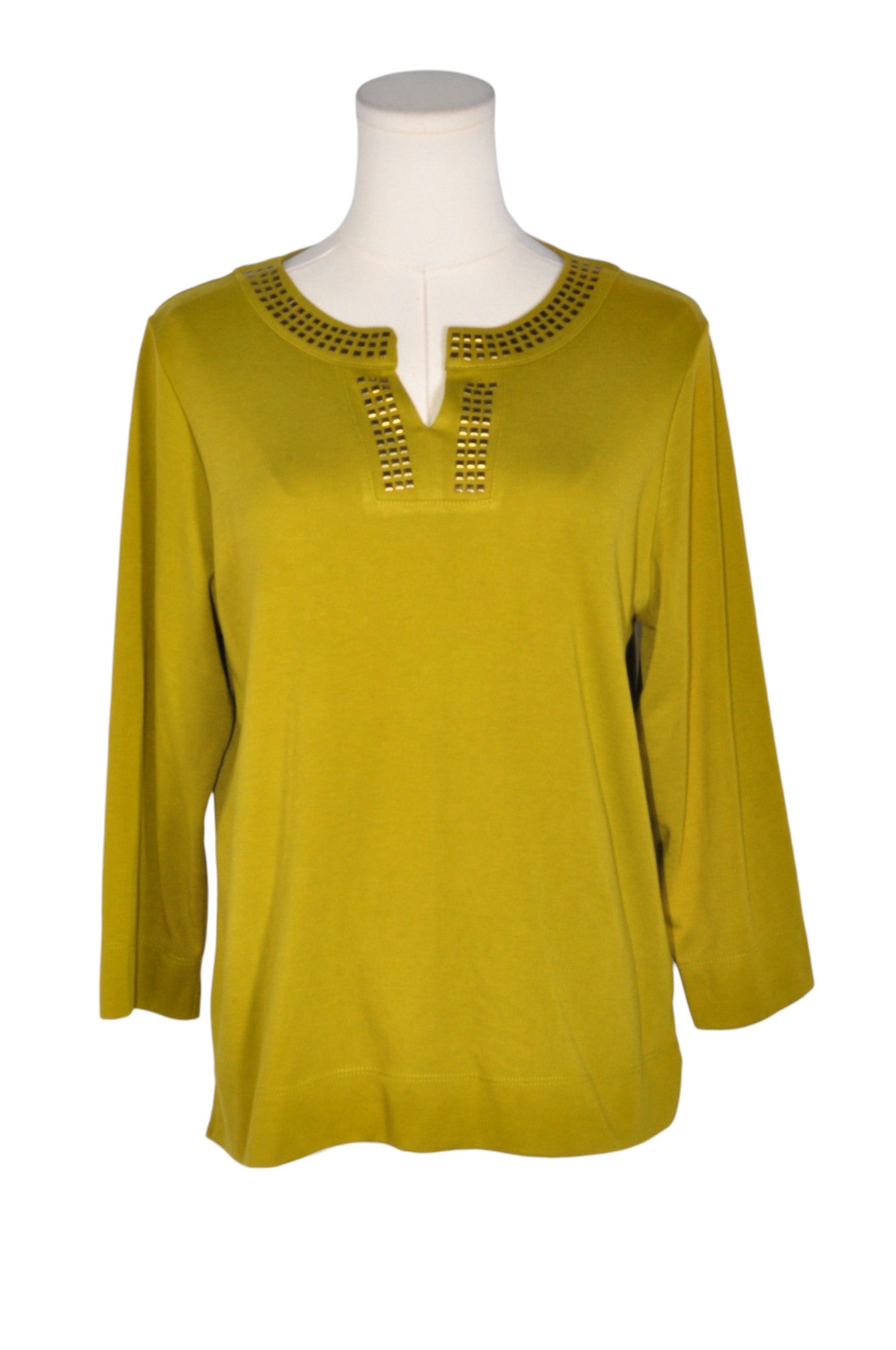 ALIA Women Blouses Regular fit in Green - Size M | 9.99 $ KOOP