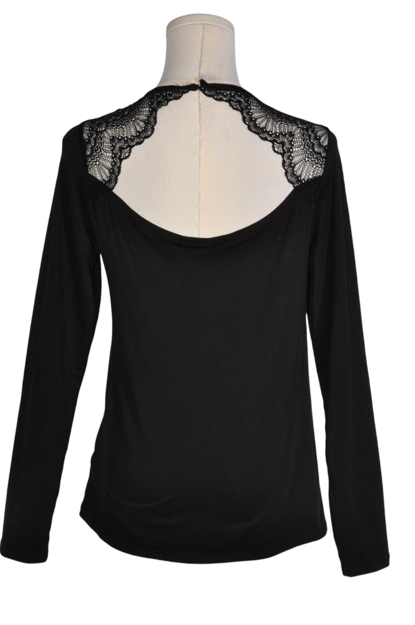 BOBEAU Women Blouses Regular fit in Black - Size S | 14.3 $ KOOP