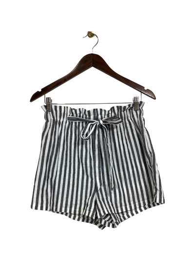 SHEIN Regular fit Pant Shorts in White - Size L | 13.99 $ KOOP