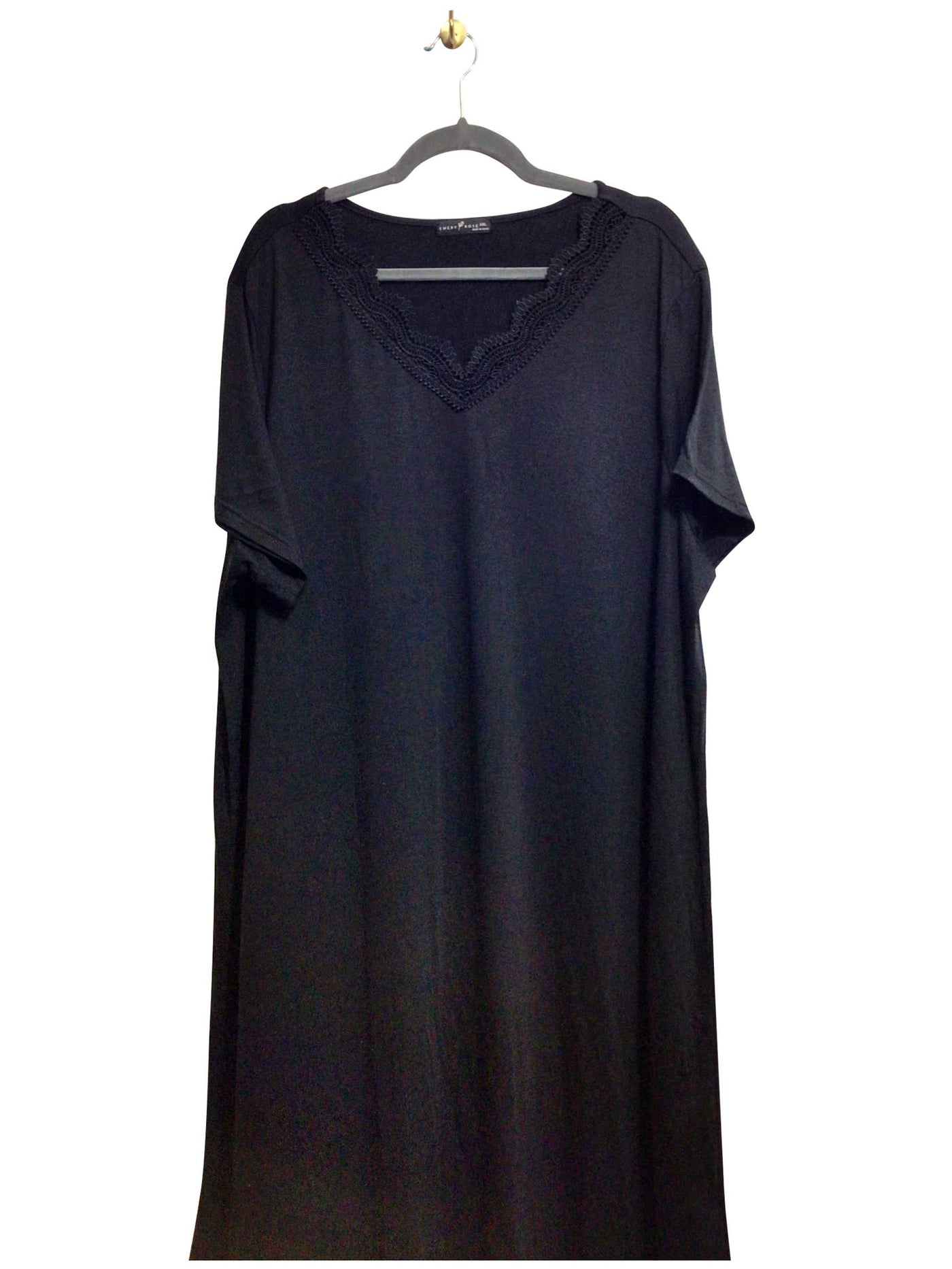EMERY ROSE Regular fit Maxi Dress in Black  -  4XL  10.49 Koop