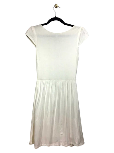 GILLI Regular fit Shift Dress in White - Size S | 7.14 $ KOOP