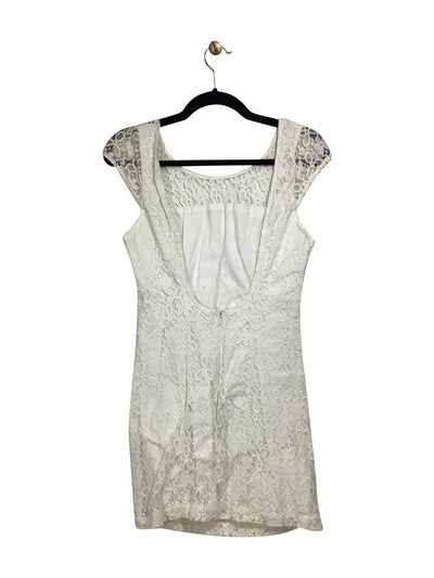 HOLLISTER Regular fit Midi Dress in White - Size 5 | 11.34 $ KOOP