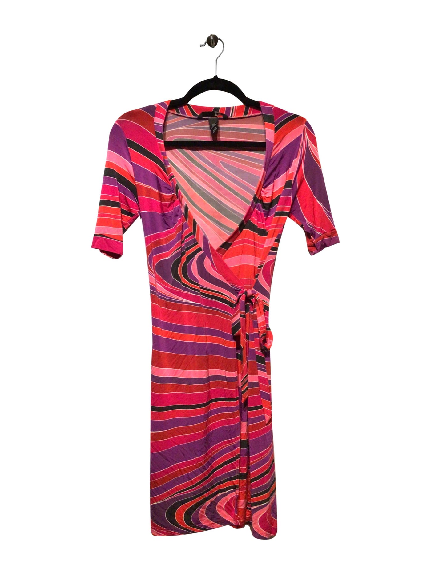 H&M Fitted Wrap Dress in Pink  -  4  13.99 Koop