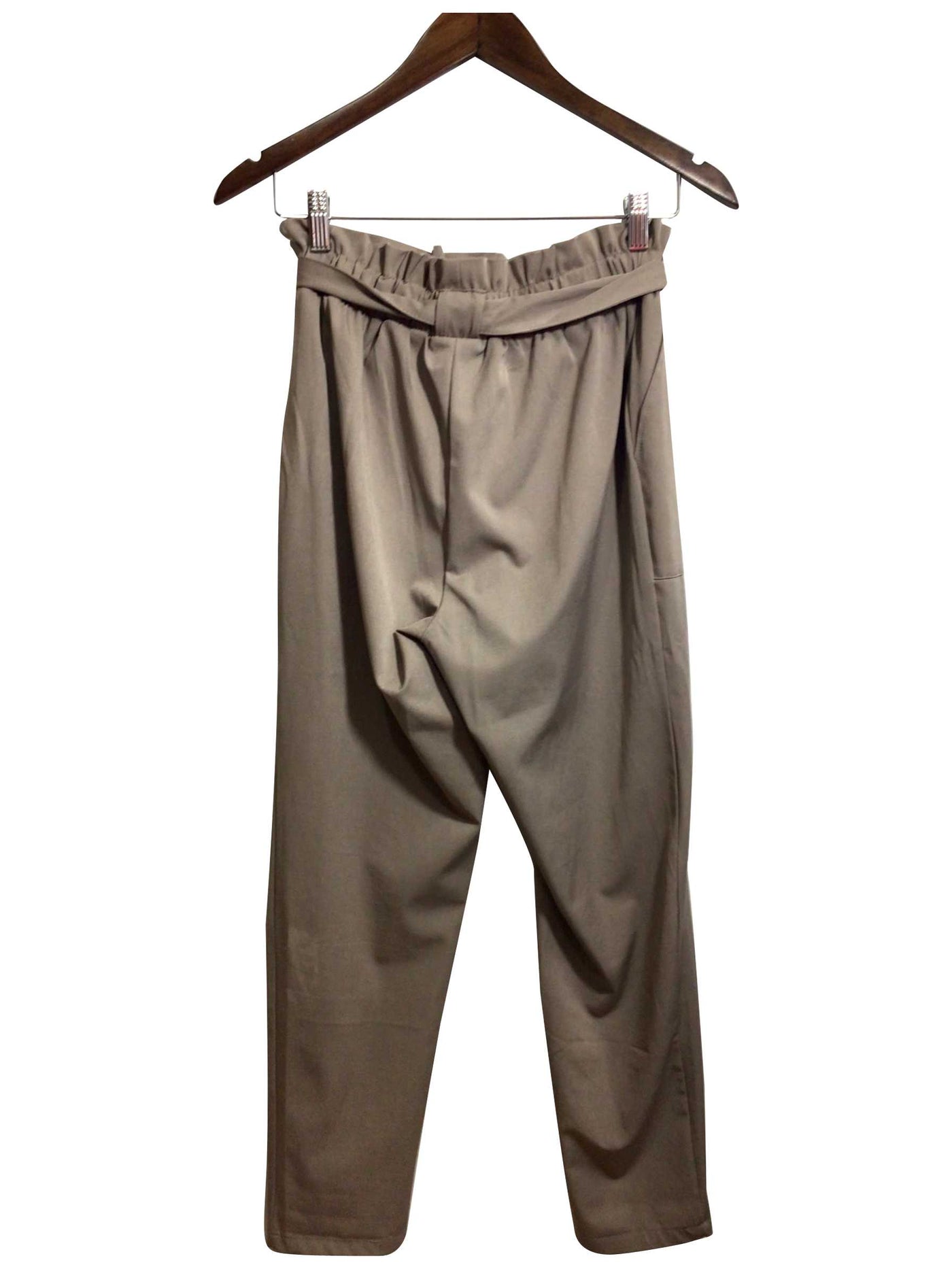 STREETWEAR SOCIETY Regular fit Pant in Beige - Size XS | 13.99 $ KOOP