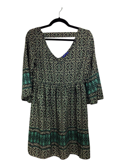 SWEET CLAIRE Regular fit Shift Dress in Green - Size S | 7.79 $ KOOP