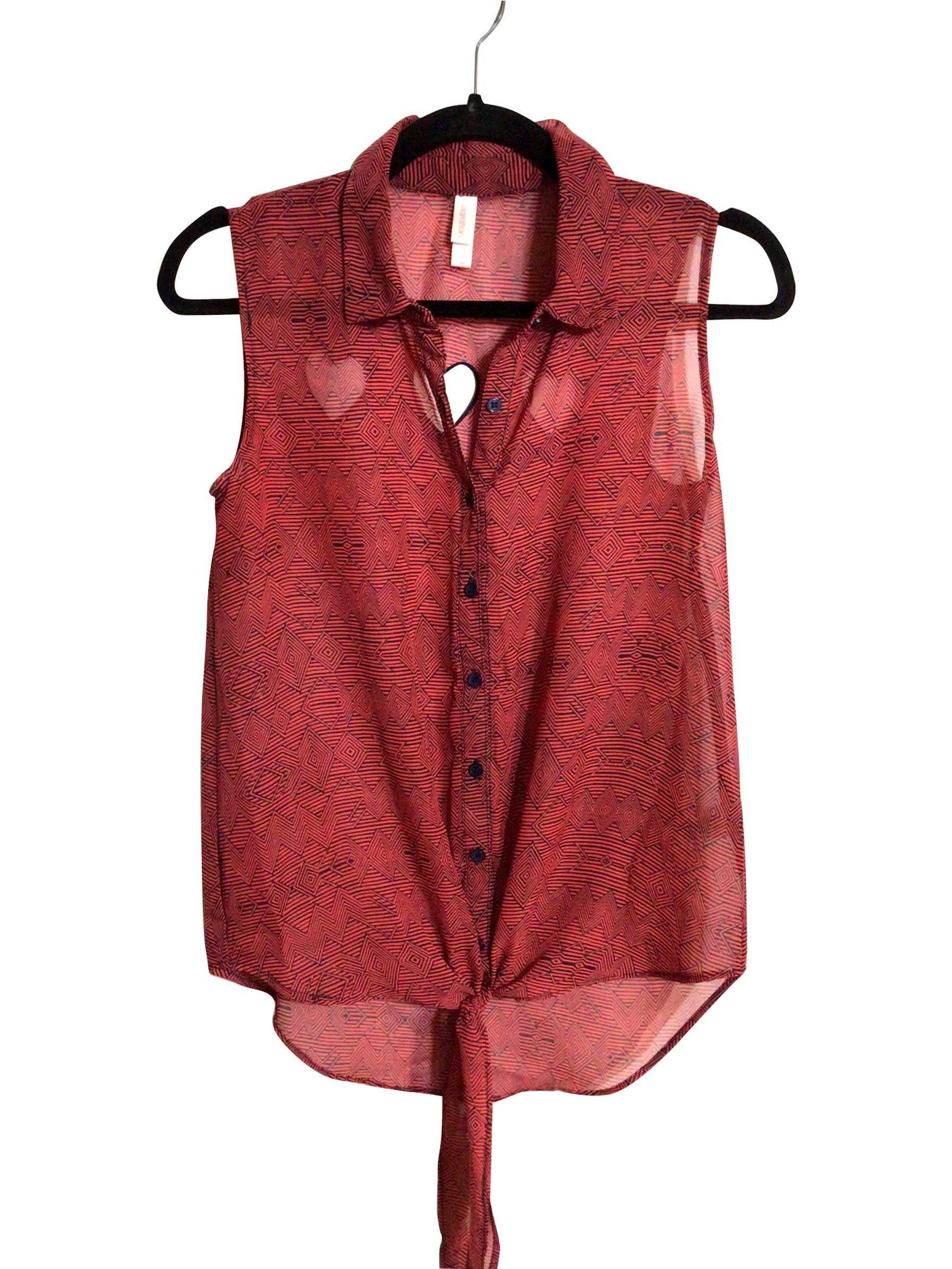 XHILARATION Regular fit Button-down Top in Red - Size S | 7.99 $ KOOP